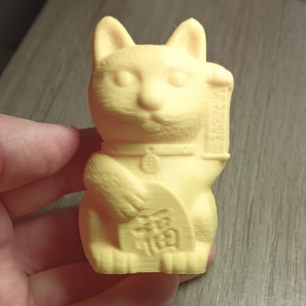 Brand New 3D Printed Chinese Cat Figurine. Available In 2 Colors 🟡 🔵 🧡